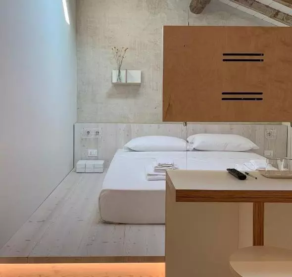 Hotelli La Pervinca  Ospitalita, Natura, Cura