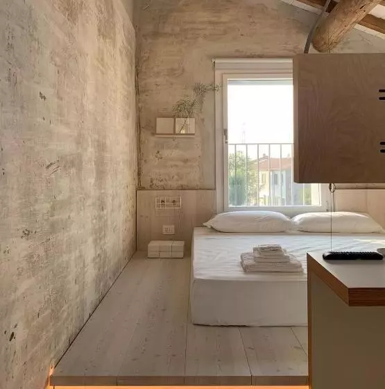 Hotelli La Pervinca  Ospitalita, Natura, Cura