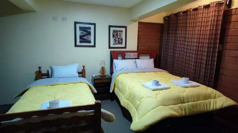 Mirador Backpackers B&b