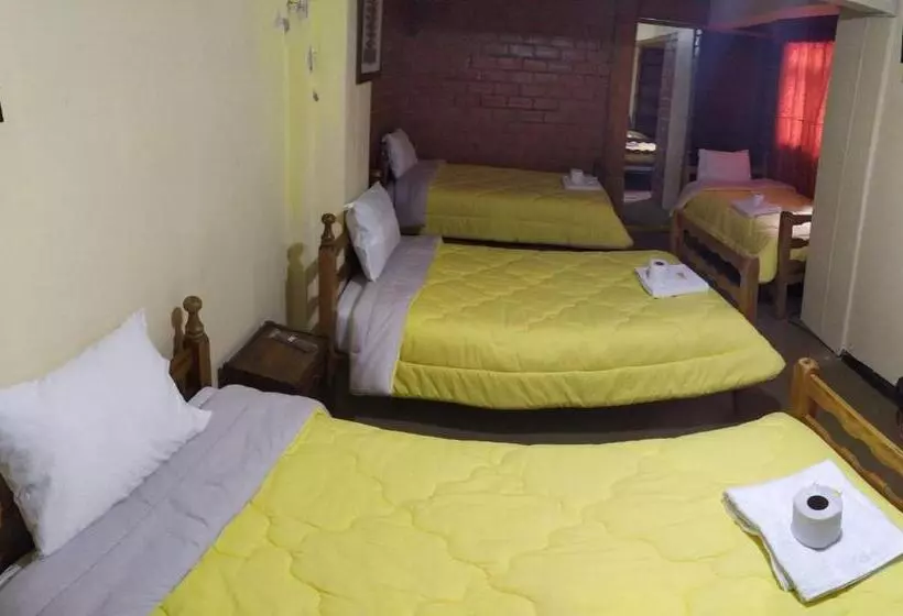 Mirador Backpackers B&b