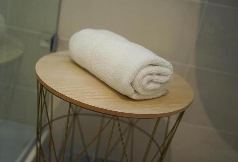 پانسیون Guest House Capital Inn