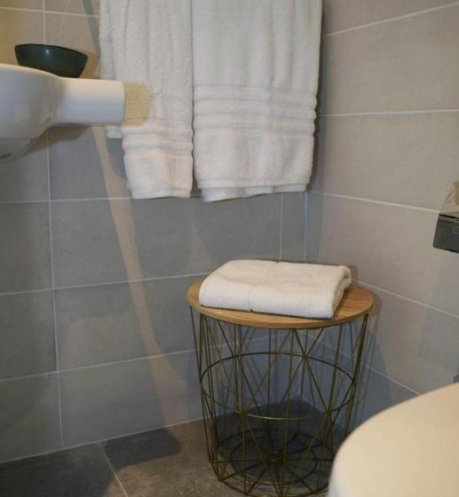 پانسیون Guest House Capital Inn