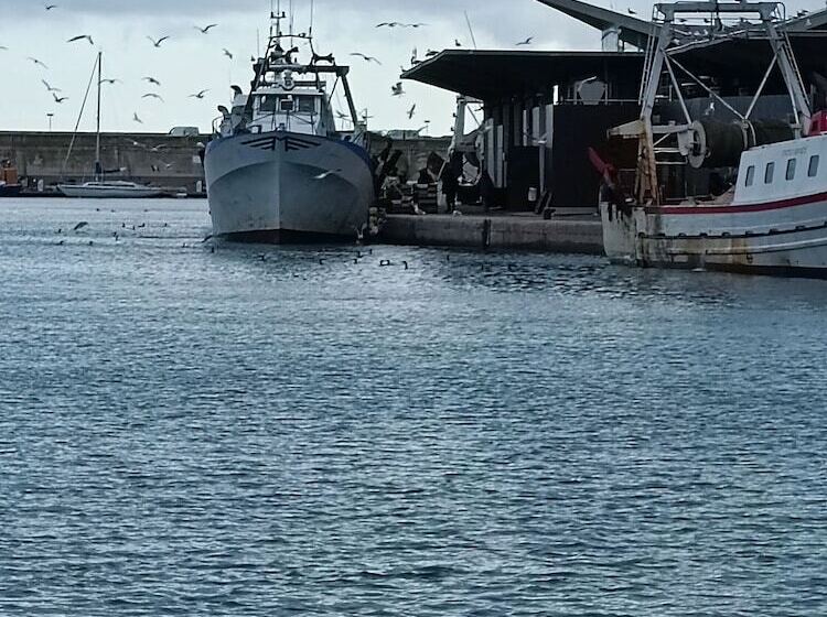 膳宿费 La Maison Verte Sete