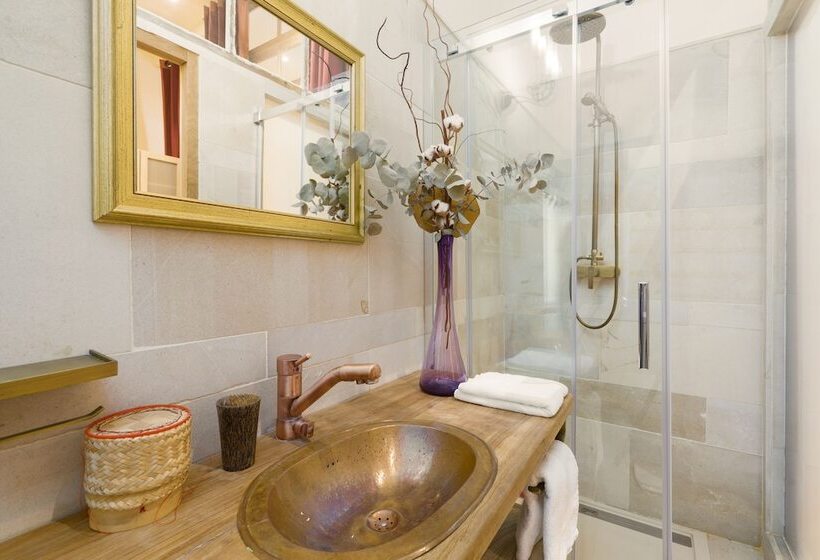 膳宿费 La Maison Verte Sete