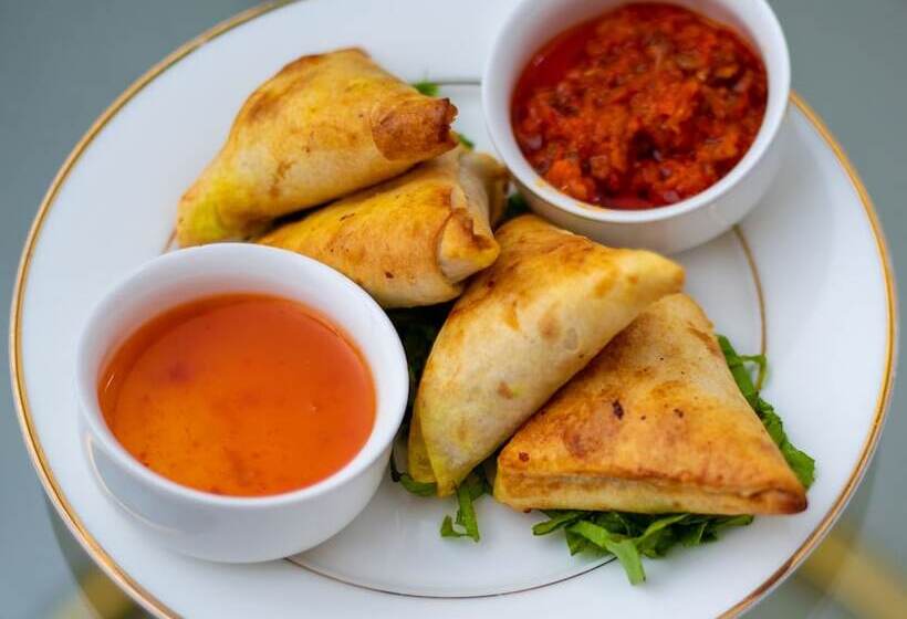 The Hallmark Hub Hotel And Apartments