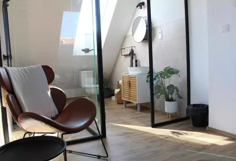 ベッドアンドブレックファースト Kafe V Obýváku