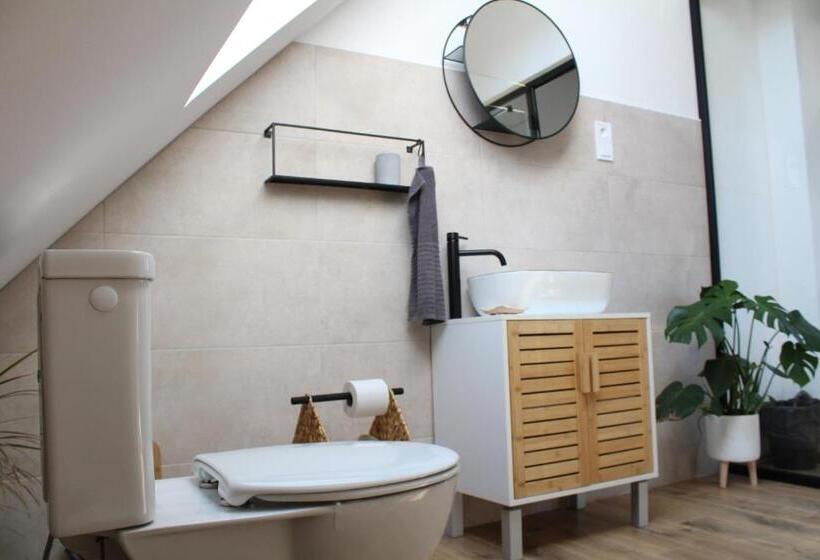 Bed and Breakfast Kafe V Obýváku