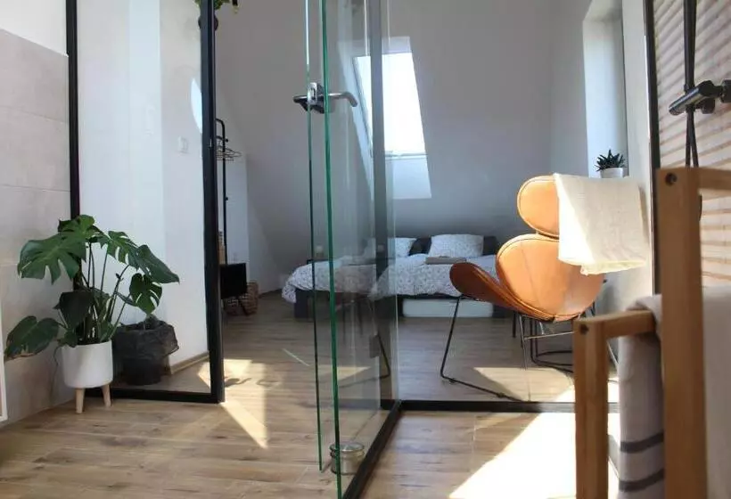 ベッドアンドブレックファースト Kafe V Obýváku