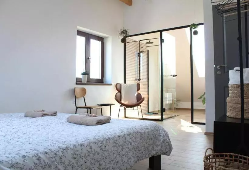 ベッドアンドブレックファースト Kafe V Obýváku