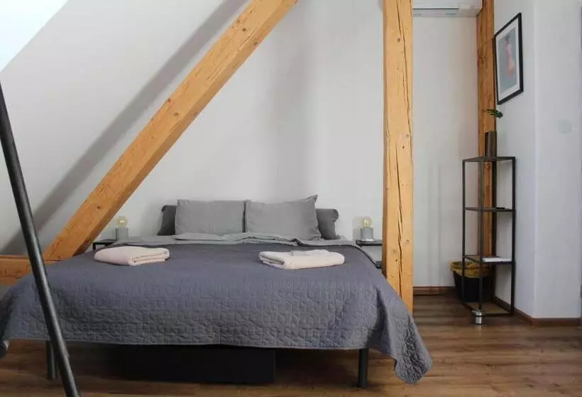 ベッドアンドブレックファースト Kafe V Obýváku