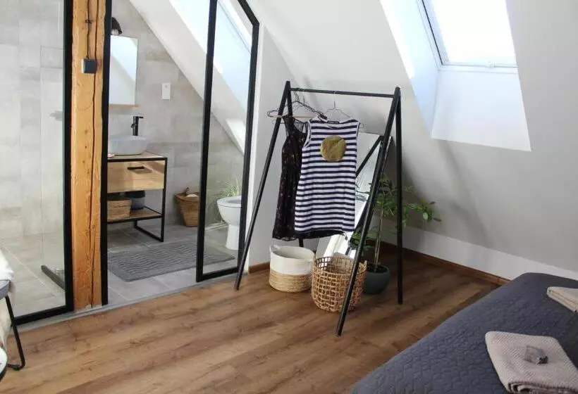 ベッドアンドブレックファースト Kafe V Obýváku