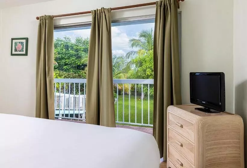 Hotelli Gulf View Waterfront Resort