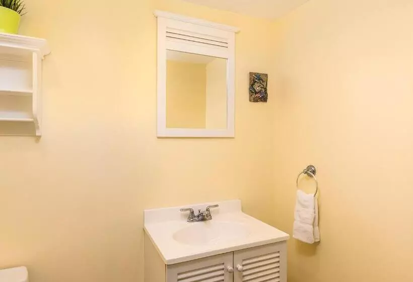 Hotelli Gulf View Waterfront Resort