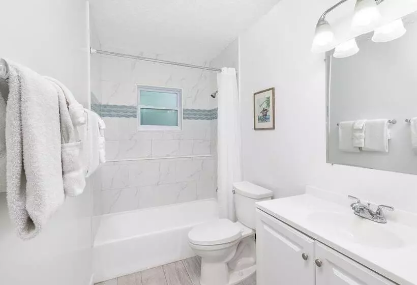 Hotelli Gulf View Waterfront Resort