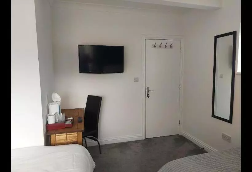 ペンション Room In Guest Room   Family Room With Private Bathroom