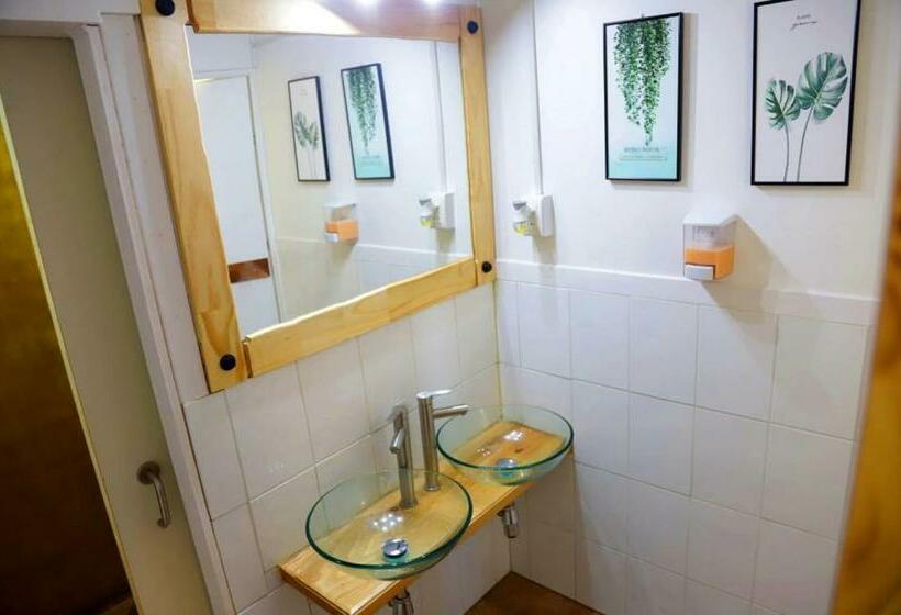 ペンション Si Po Hostel