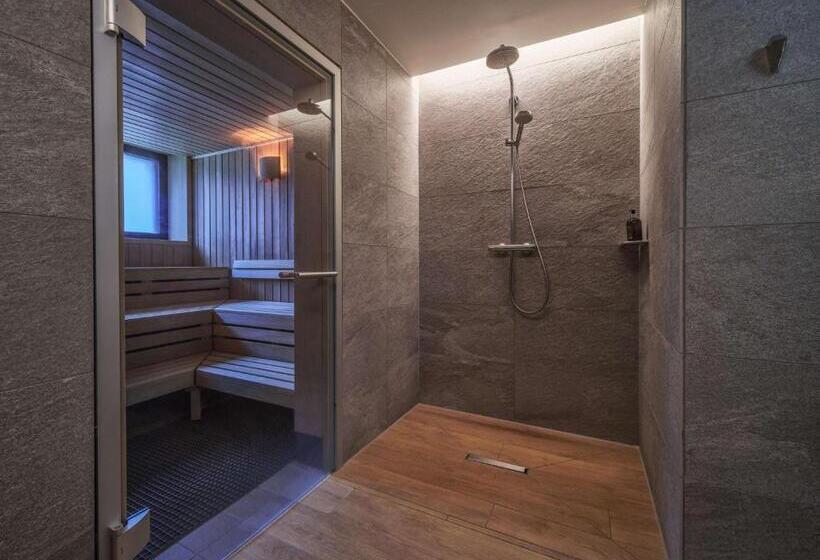 Adina Apartment Hotel Wiesbaden