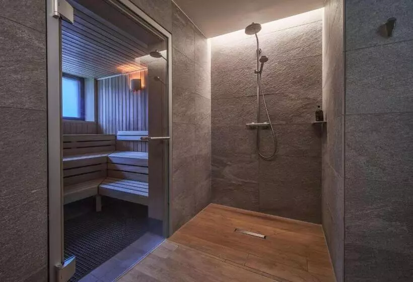Adina Apartment Hotel Wiesbaden