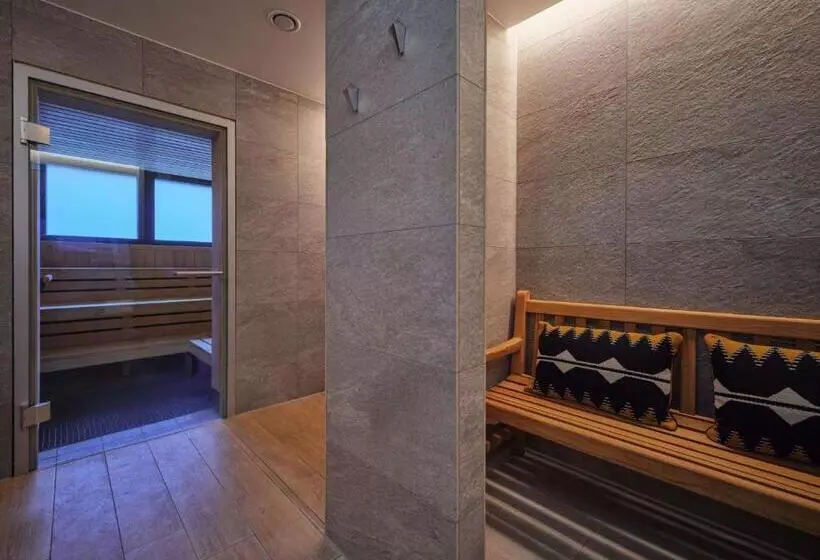 Adina Apartment Hotel Wiesbaden