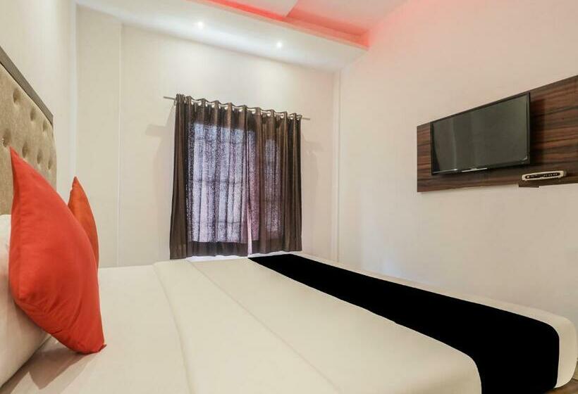 فندق Capital O 82445 Ma Wedding Chapel