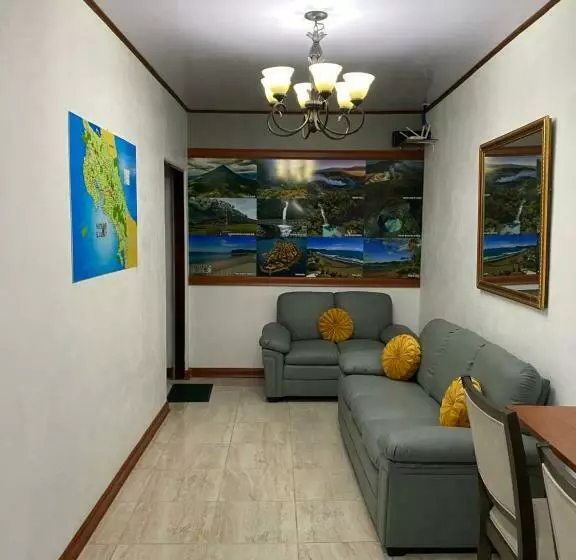 هتل El Coco