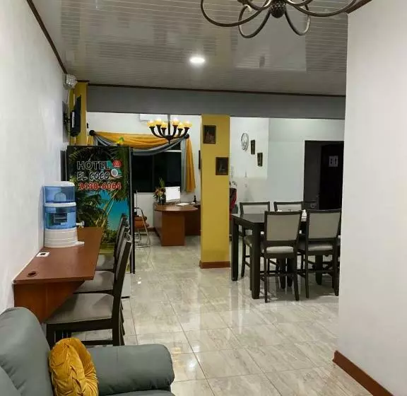 هتل El Coco