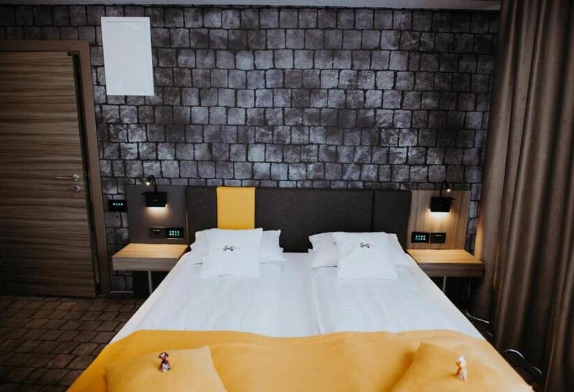 בית מלון כפרי Epic Centrum