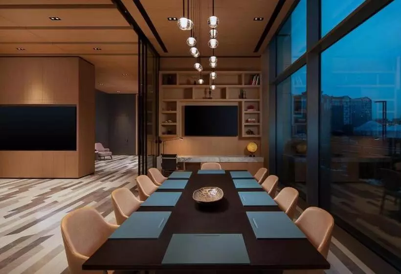 ホテル Four Points By Sheraton Istanbul Kagithane