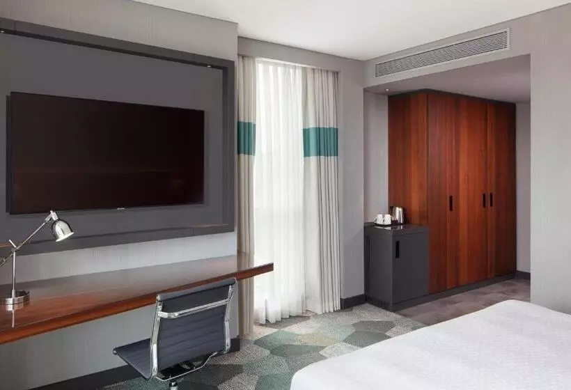 ホテル Four Points By Sheraton Istanbul Kagithane
