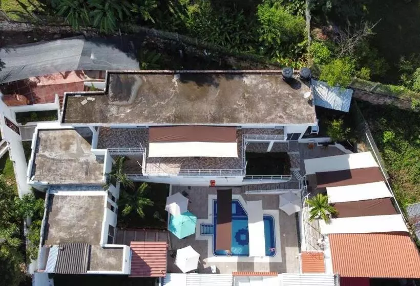 ホテル La Chelita