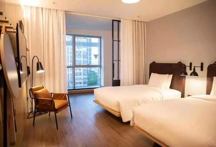 Hotelli Moxy Shenzhen North Station