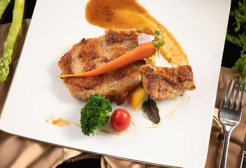 Hotel Moxy Shenzhen North Station