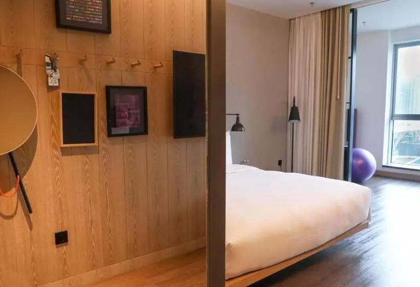 Hotelli Moxy Shenzhen North Station