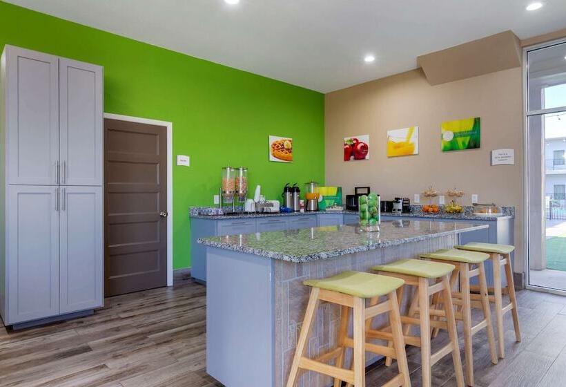 ホテル Quality Inn & Suites