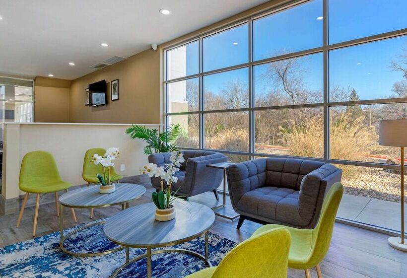 ホテル Quality Inn & Suites