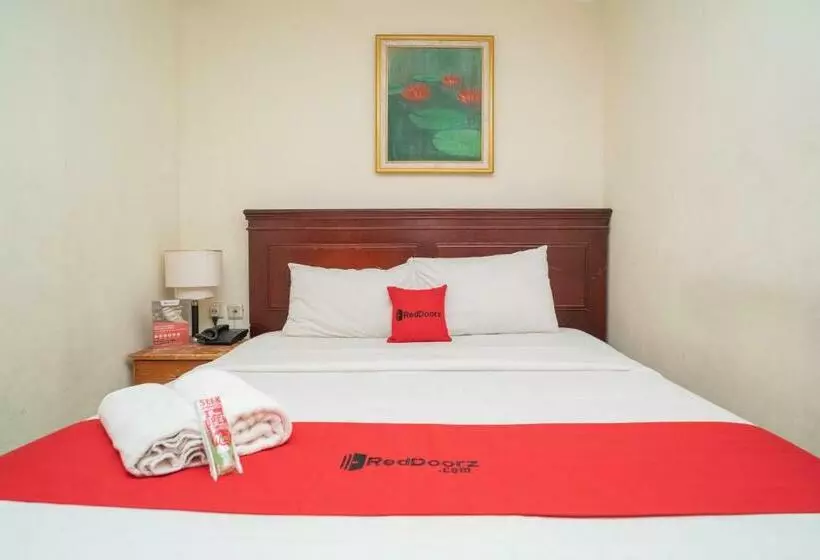 Hotelli Reddoorz Near Taman Bekantan Banjarmasin