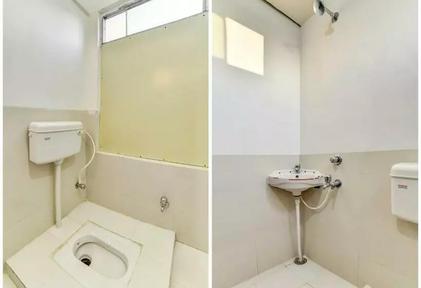 Hotelli Spot On Plaza Guest House