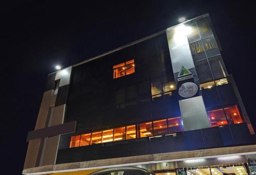 Hotel Treebo Sky Point