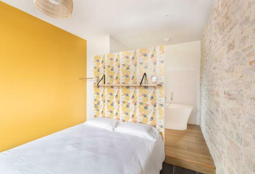 پانسیون Chez Romain