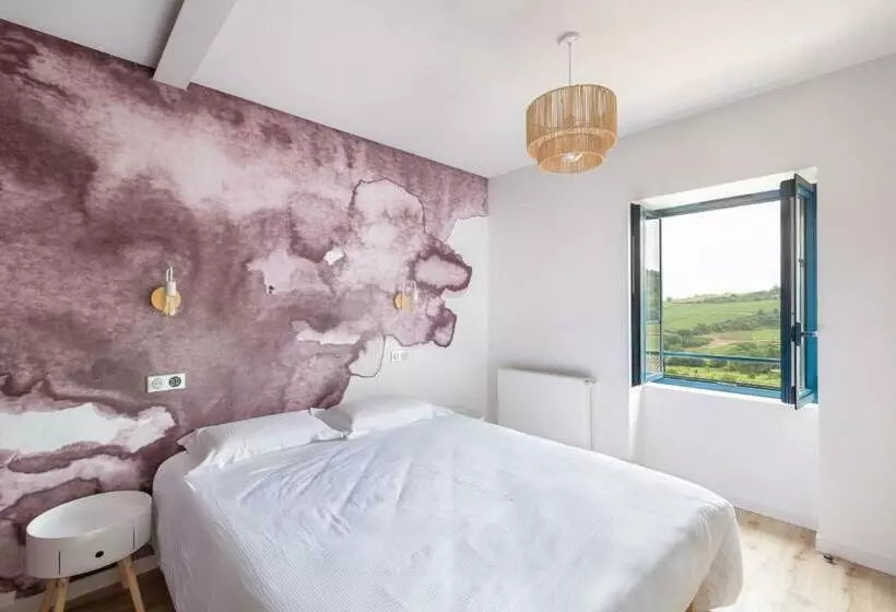 Majatalo Chez Romain