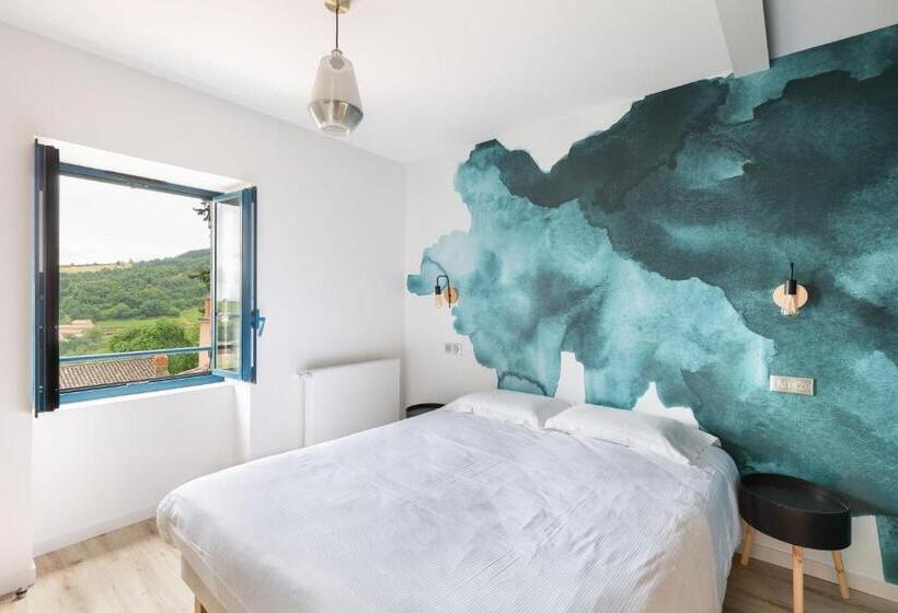 پانسیون Chez Romain