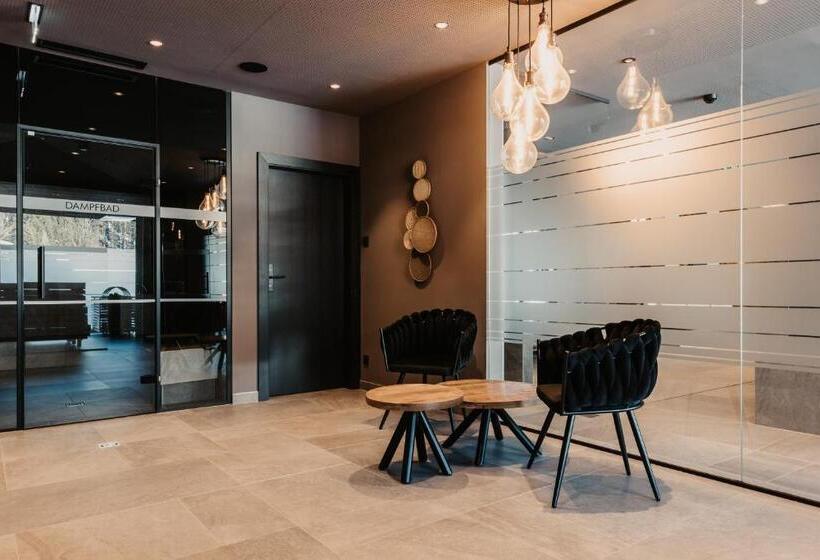 The Matthew   Copper Lodge