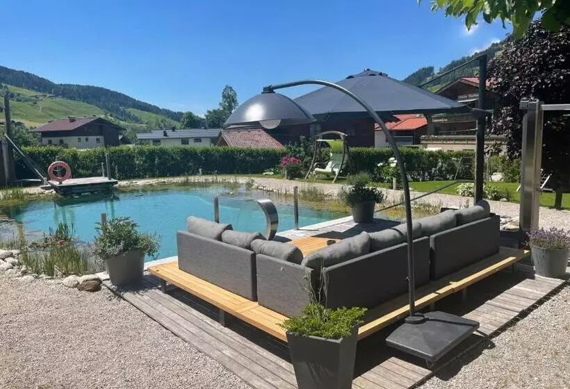 The Matthew   Copper Lodge