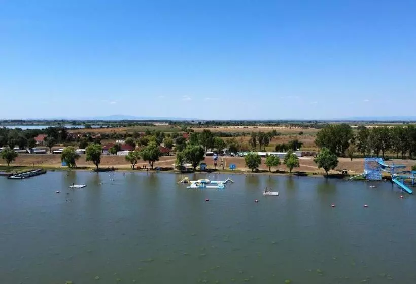 Tisza Tó Apartmanpark