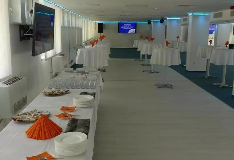 Tisza Tó Apartmanpark