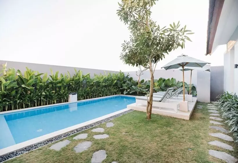 Vasudha Hostel Canggu