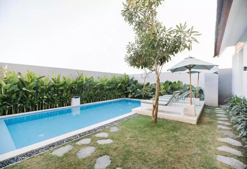 Vasudha Hostel Canggu