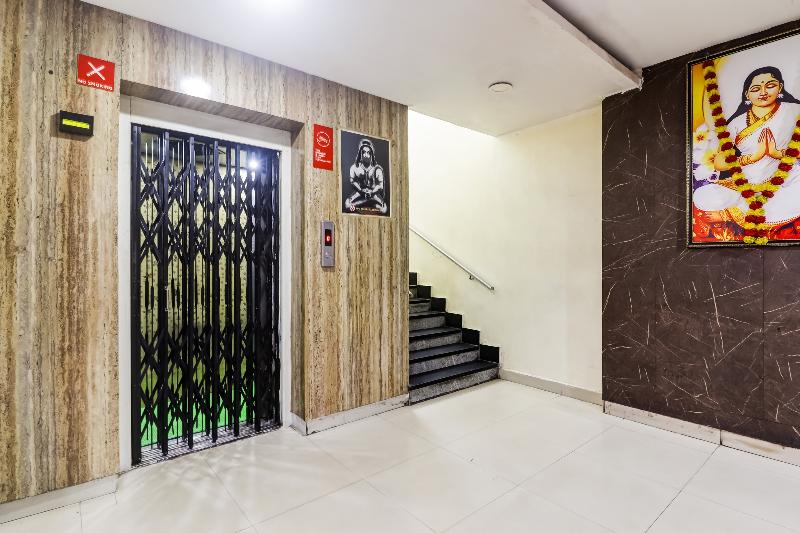 בית מלון כפרי Capital O 6531  Thilothama Grand