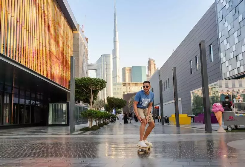 Hotelli Rove City Walk