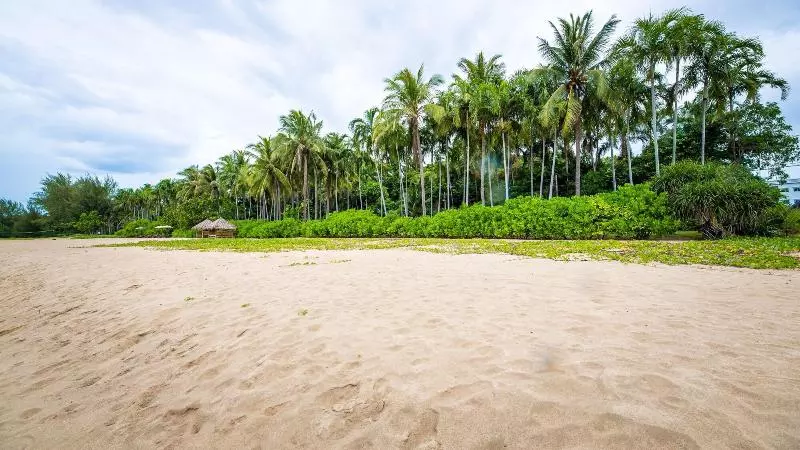 Baan Klang Aow Beach Resort